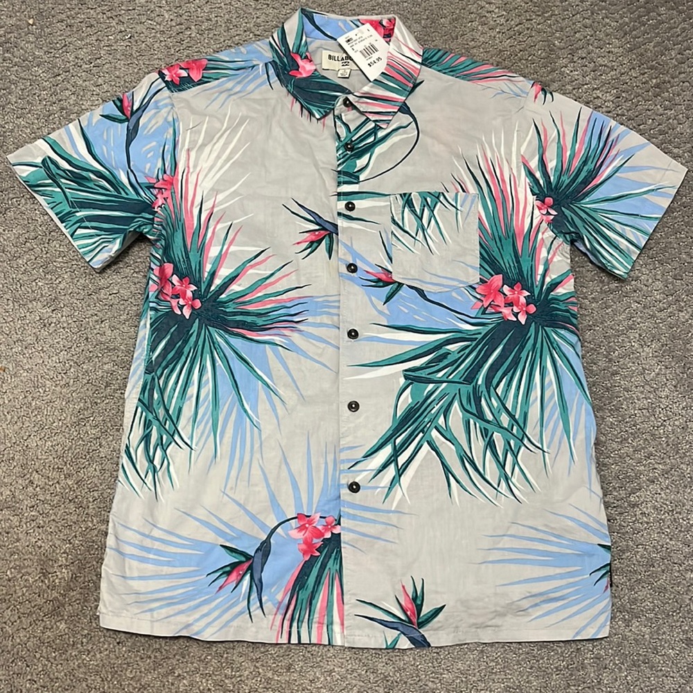 NWT Billabong Mens Hawaiian Shirt Small